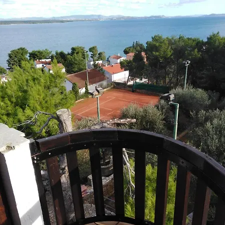 Apartamento Milas - 01 *